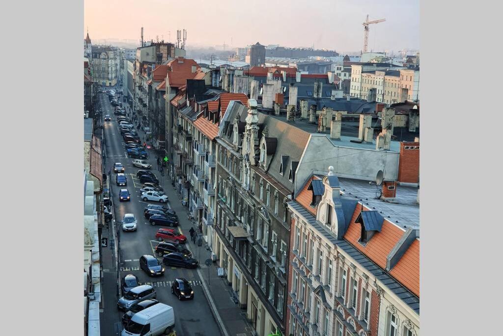 R O M A N T I C City View By Kato Katowice Eksteriør bilde